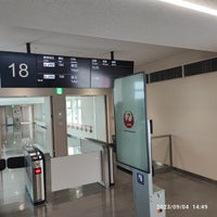 Photo taken at Gate 18 by こーた on 9/4/2023