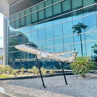 Photo taken at Etihad Airways HQ المكتب الرئيسي للإتحاد للطيران by choi g. on 11/28/2023
