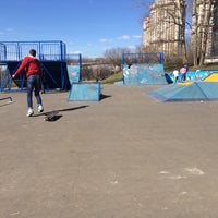 Photo taken at Скейт-парк На Живописной by Artem L. on 4/17/2014
