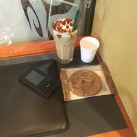 Photo taken at Tully&amp;#39;s Coffee by Yu on 10/15/2017