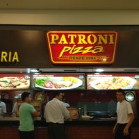 Photo taken at Patroni Pizza by Eduardo B. on 5/31/2013