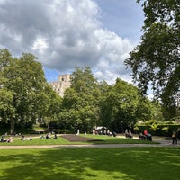 Photo taken at Victoria Embankment Gardens by Andy L. on 5/17/2024