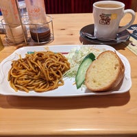 Photo taken at Komeda&amp;#39;s Coffee by あや on 2/2/2023