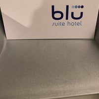 รูปภาพถ่ายที่ Blu Suite Hotel โดย M.Adel Zaraa เมื่อ 4/17/2017