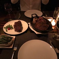 Foto tomada en BLT Steak  por Catherine K. el 4/19/2017