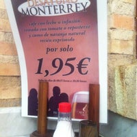 10/31/2013에 Gato P.님이 Cerveceria Cruz Blanca Monterrey에서 찍은 사진
