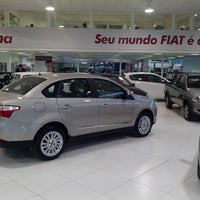 รูปภาพถ่ายที่ Prima Fiat โดย Vaióca เมื่อ 9/17/2013