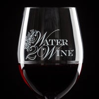 รูปภาพถ่ายที่ Water 2 Wine Custom Winery โดย Water 2 Wine Custom Winery เมื่อ 10/27/2015