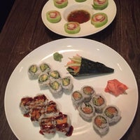 12/1/2015에 Carli S.님이 Samurai Sushi and Hibachi에서 찍은 사진