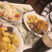 Foto diambil di Švejk Restaurant U Karla oleh Mehmet K. pada 10/22/2019