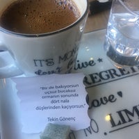 11/14/2018에 Özden 💐 Ö.님이 Chi Cafe Bistro에서 찍은 사진