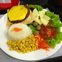 รูปภาพถ่ายที่ Prime Dog โดย rogério a. เมื่อ 11/13/2012