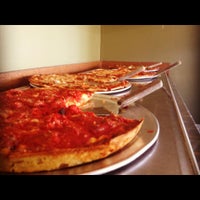 รูปภาพถ่ายที่ Buddyz Pizza โดย Buddyz Pizza เมื่อ 9/18/2013