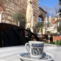 Foto diambil di Mihri Restaurant &amp;amp; Cafe oleh Furkan M. pada 3/28/2019