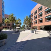 Photo taken at Googleplex - 2000 by Peter C. on 8/7/2022