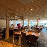 Foto diambil di Mr. A&amp;#39;s Patio Restaurant oleh Peter C. pada 8/28/2022