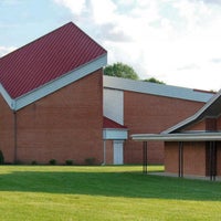 Foto diambil di Reynoldsburg Church of Christ oleh Reynoldsburg Church of Christ pada 9/19/2013