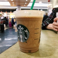 Photo taken at Starbucks by onelmon on 10/8/2018