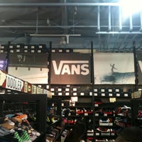 Vans Outlet - 3 tips from 313 visitors