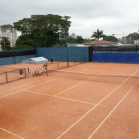 Photo taken at Villa Lobos Tenis by Leo O. on 12/9/2012