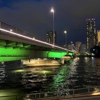 Photo taken at Tsukuda-Ohashi Bridge by Joshua H. on 4/11/2024