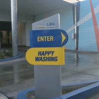 รูปภาพถ่ายที่ LBG Express Car Wash โดย John Christian H. เมื่อ 8/8/2022