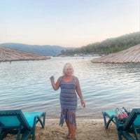 Photo taken at Crystal Green Bay Resort &amp;amp; Spa by Travellerwoman on 8/22/2022