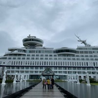 Photo taken at Sun Cruise Resort &amp;amp; Yacht by Stella on 8/27/2022