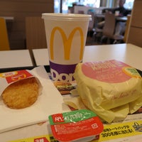 Photo taken at McDonald&amp;#39;s by hiro n. on 8/18/2018