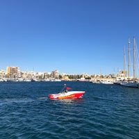 Foto diambil di Puerto Deportivo Marina Salinas oleh Anastasia L. pada 12/1/2017