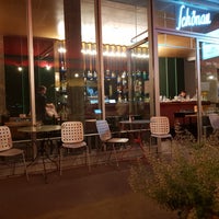 Photo prise au Schönau Bar Restaurant par Allan H. le7/17/2018