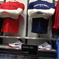 nike store in franklin mills mall