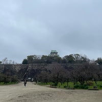 Photo taken at Osaka Castle Plum Orchard by wei s. on 3/25/2024