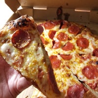 Снимок сделан в Laventina&amp;#39;s Big Cheese Pizza пользователем Jeremiah S. 11/12/2019