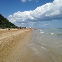 Spiaggia Libera Sottomonte Pesaro Marche