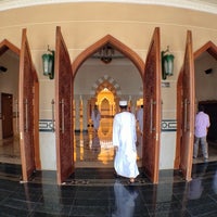 Photo taken at جامع الشيخ أحمد بن عبدالله ال ثاني (يرحمه الله) - منطقة مريخ Mosque Sheikh Ahmad Abdullah Al Thani by M Zaki M. on 1/24/2014