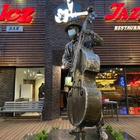 6/7/2020 tarihinde Bohdan T.ziyaretçi tarafından Blues &amp;amp; Jazz Bar Restaurant'de çekilen fotoğraf
