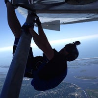 Das Foto wurde bei Skydive Coastal Carolinas von Dru V. am 6/15/2013 aufgenommen