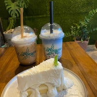 8/19/2022 tarihinde Sirin P.ziyaretçi tarafından Cafe Cococano'de çekilen fotoğraf