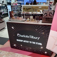 Photo taken at SEPHORA by Sirin P. on 11/16/2019