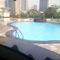 Photo taken at Swimming Pool Apartment Batavia by Delano G. on 11/10/2012