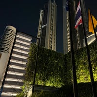 Photo taken at Millennium Hilton Bangkok by 伊藤 on 4/19/2024