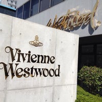 Vivienne Westwood 心斎橋店 大阪市のブティック Vivienne Westwood 心斎橋店 大阪市のブティック