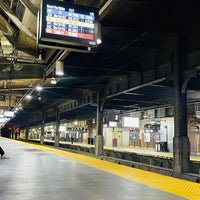 Foto tirada no(a) Newark Penn Station por Ozgun M. em 9/23/2023