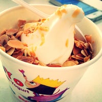 5/16/2013에 Yixuan K.님이 Mieleyo Premium Frozen Yogurt에서 찍은 사진