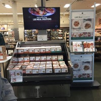 Photo taken at Lunds &amp;amp; Byerlys by Joan F. on 5/8/2018