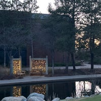 รูปภาพถ่ายที่ Centennial Lakes Park โดย Joan F. เมื่อ 4/11/2024