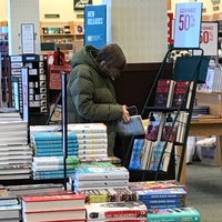 Barnes Noble Minnetonka Hopkins Minnetonka Mn