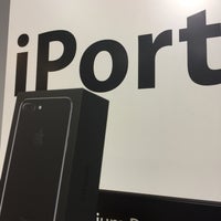 Photo taken at iPort Apple by Мышка on 10/20/2016