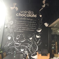 Photo taken at Vainilla Chocolate by Oasisantonio on 7/2/2015